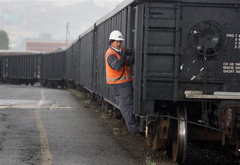 railroad jobs near me are offering higher salaries and better benefits now 10