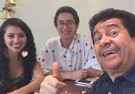 Bahia ba Não muda nada diz sertanejo Solimões sobre filho gay