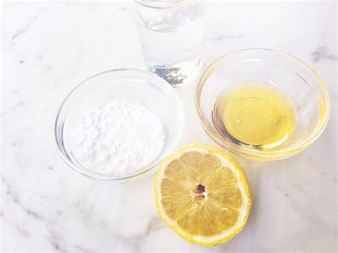 Travel Tip: How To Really Get Rid Of A UTI With Baking Soda — On The