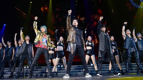 legendary  returns  singapore   years rias