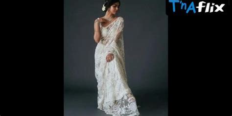 Keerthy Suresh Breasts Scene In Keerthy Suresh Hot Sexy Bold January March Tnaflix