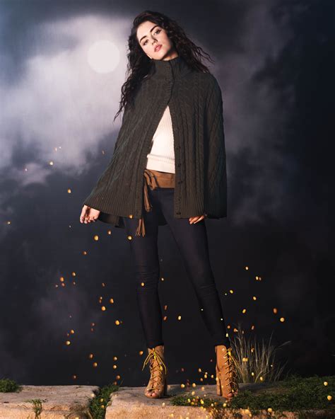 Outlander Hot Topic Collection PS Love