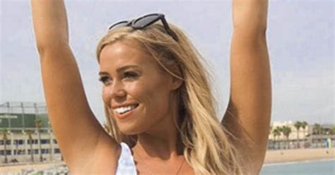 TOWIE S Chloe Meadows Frees Mind Boggling Bikini Bod For Beachfront Tease Daily Star