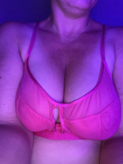 I Love My Curves Nude Pics XHamster