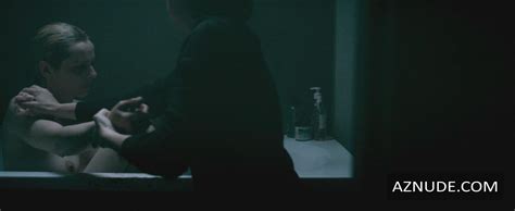 LOUISE MANTEAU Nude AZNude