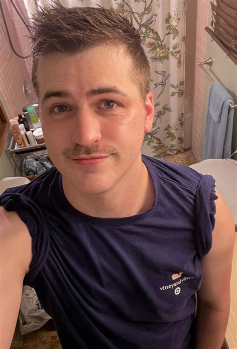 Fresh Out The Shower Nudes Gaybrosgonemild NUDE PICS ORG