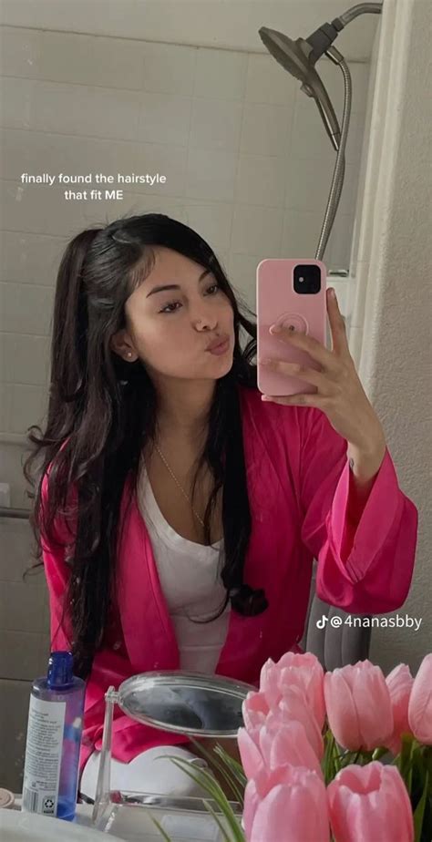 Pin by ℬℯ𝓁𝓁𝒶 on ˏˋ 𝐇𝐚𝐢𝐫 ˎ Latina hair Hair ponytail styles Hairdos for curly hair