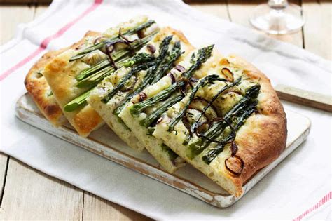 Focaccia Aux Asperges Un D Lice Pour Accompagner Vos Plats