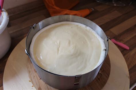 Theresas Backstube Semi Naked Cake