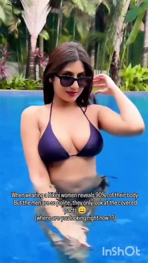 Instagram Hot Model Bikini In A Pool