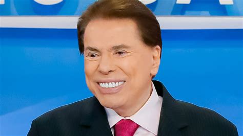 No dia em que completa 92 anos Silvio Santos é homenageado por sempre