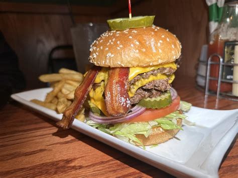 West Allis residents gather at natty oaks for trivia 12