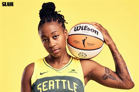 jewell loyd girlfriend 4