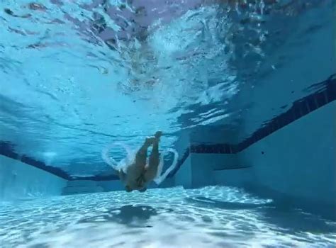 American Pickers Danielle Colby Swims Naked In Sexy New