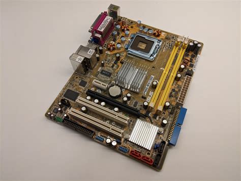 Asus P5GC-MX/1333 | ComputerTéka