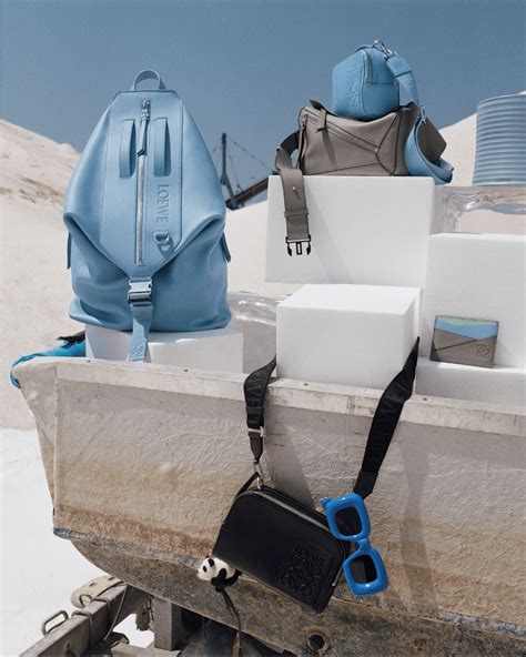 Loewe Holiday 2022 Ad Campaign Review The Impression