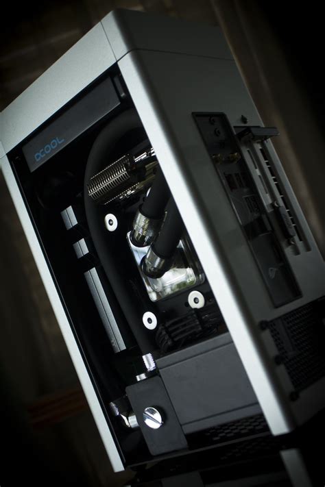 Aklla A3 - Custom Liquid Cooling » builds.gg