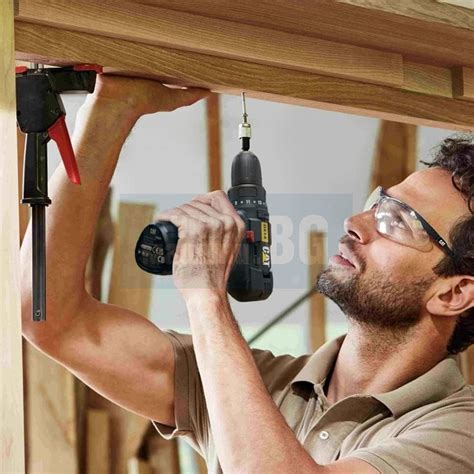 Акумулаторен винтоверт CAT DX14, 12V, 0-400 / 0-1500 об./мин, 10 мм