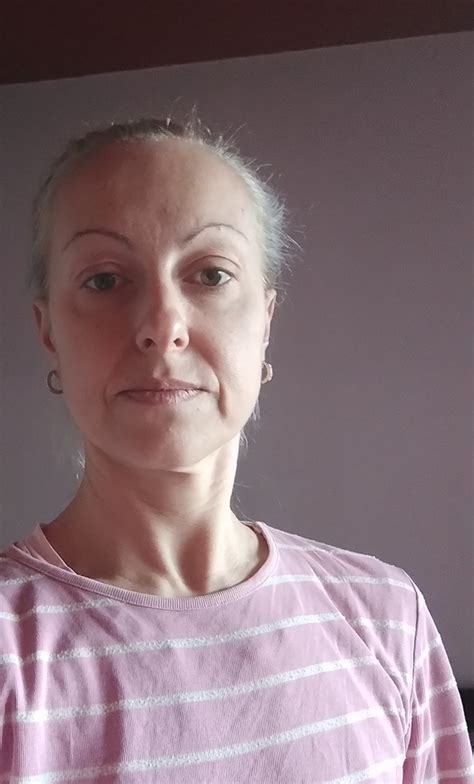 Славка Любчова Аврейска, Фармация | CredoWeb