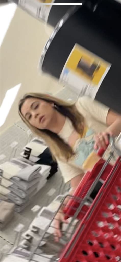 MUST SEE Beautiful Latina With A Perfectly Tight Bubble Video Tight Jeans Forum