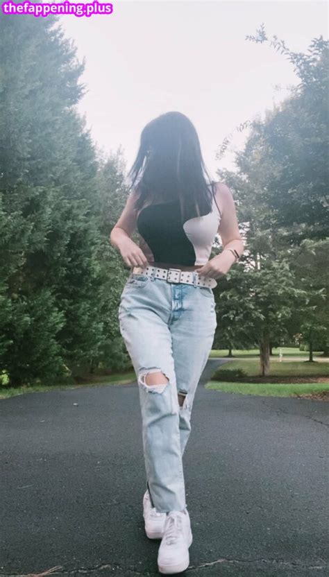 Lex Lex Denson Myimaginaryspacexox Sexymigraines Spookymigraines Nude Onlyfans Photo