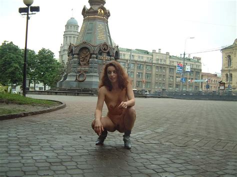 Nude In Publicplace Lu Porn Pic
