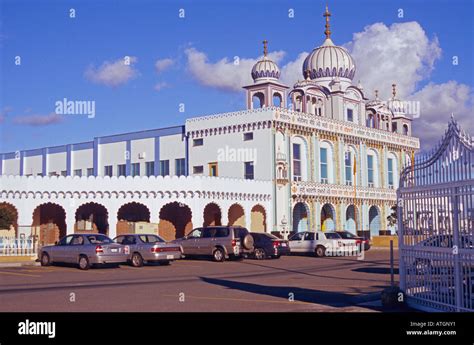 Sikh Temple Canada Hi Res Stock Photography And Images Alamy
