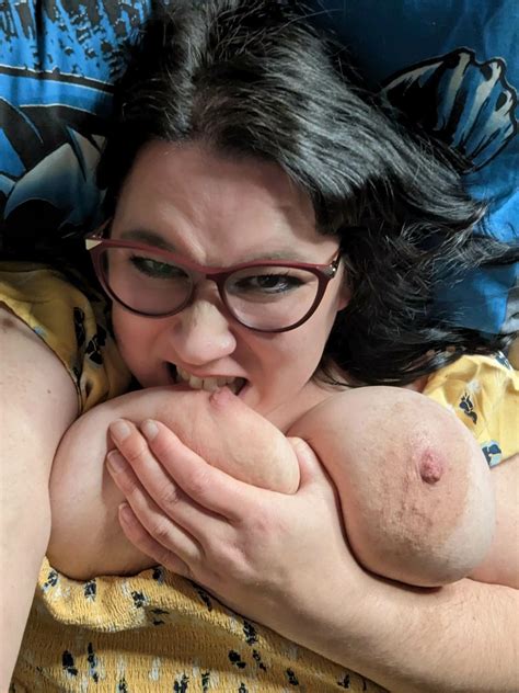 Suck My Tits Nude Pics XHamster