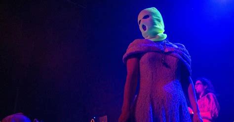 Pussy Riot To Da Odstotkov Rusov Podpira Vojno Je La Na Novica Svet Metropolitan Si