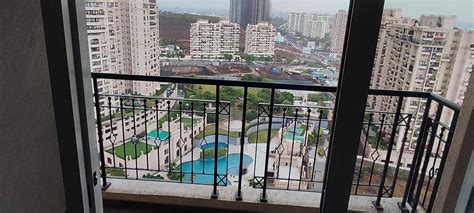 Resale 2 Bedroom 1150 Sq Ft Apartment In Raheja Vistas Premiere