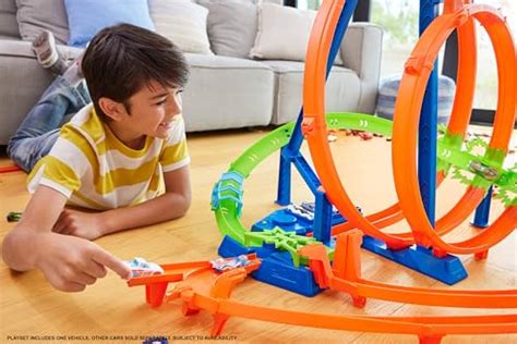 Hot Wheels Track Set Epic Crash Dash With Crash Zones Motorized Booster And Hot Wheels