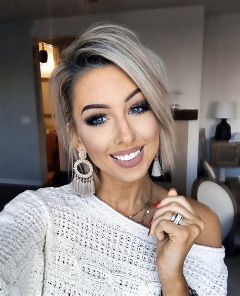 Pin By Decorate Your Life On Hair Short Hair Styles Blonde Hair With Roots Short Hair Undercut