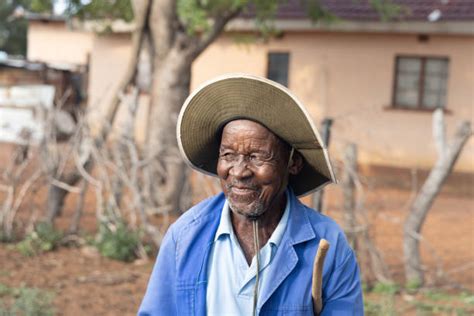 240 South African Traditional Hut Stock Photos Pictures And Royalty