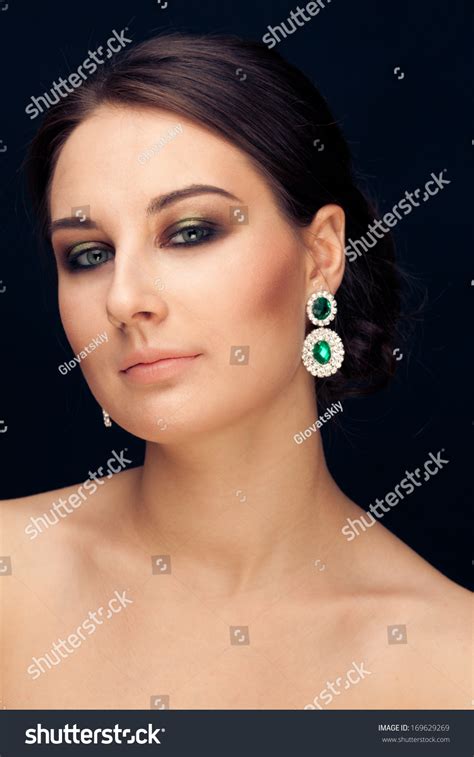 Portrait Beautiful Nude Woman Makeup Stock Photo 169629269 Shutterstock