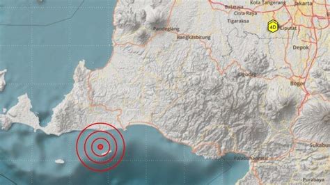 Gempa Bumi Baru Saja Guncang Di Laut Info Bmkg Kedalaman 49 Km Di