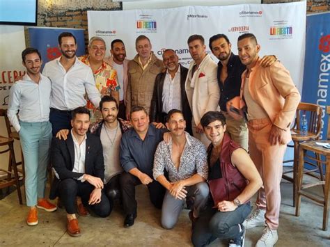 Regresa Al Teatro La Fiesta La Comedia Gay De Los S Escandala