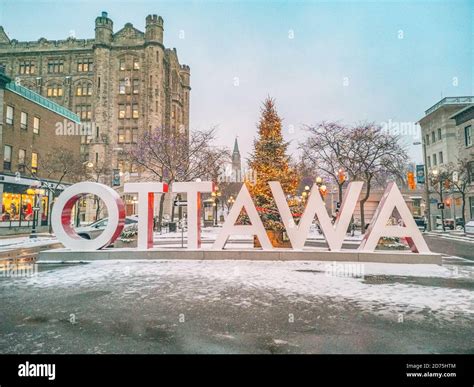 Ottawa Christmas Market Hi Res Stock Photography And Images Alamy