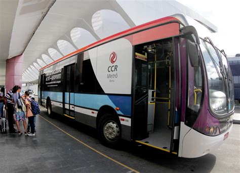 Estação de metrô terá ônibus exclusivo para aeroporto de Salvador