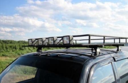 Установка багажника на крышу Шевроле Нива. Багажник на рейлинги