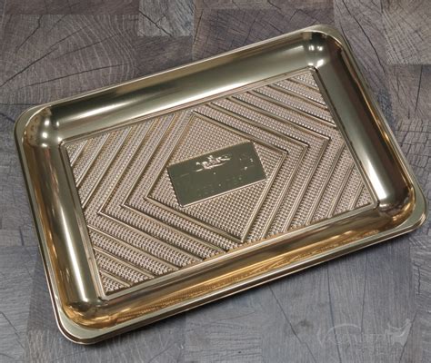 Заказать Поднос пластиковый позолоченный (Италия) по цене 220 руб. с ...