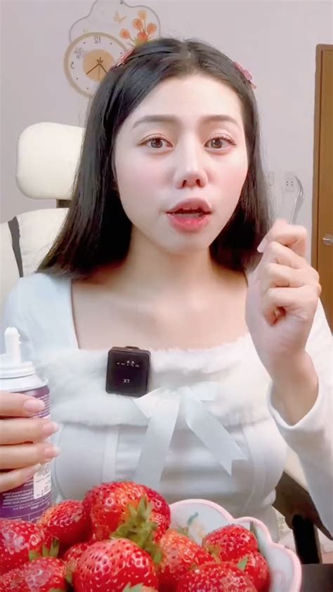 R N R N Tr C Nghi V N Hot Girl O Nh I Ti N N Mukbang B T Ch C T Clip N C C Ch Ghi