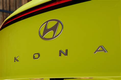 2022 Hyundai Kona Highlander Elec Ttr Ext Range Vs 2022 Hyundai Kona