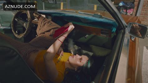 BELLA THORNE Nude AZNude