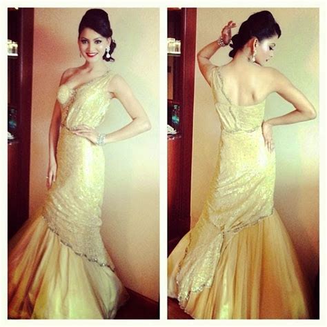 Urvashi Rautela Hot Sexy Spicy Bikini Tight Backless Saree Bum HD