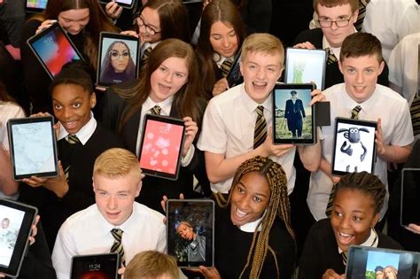 Glasgow School Pupils To Be Given Ipads In Scheme To Close Attainment