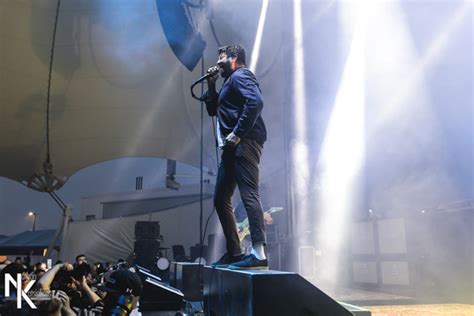 Review Photos Deftones Rise Against And Thrice Take Boston Metal