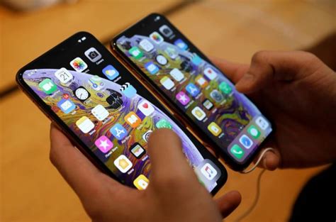 Apple Cuts Production Orders For All Three New Iphone Models Sabc News Breaking News