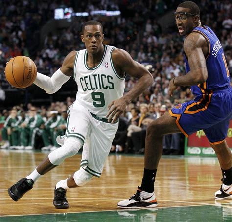 Rondos 24 Assists Pace Celtics Past Knicks