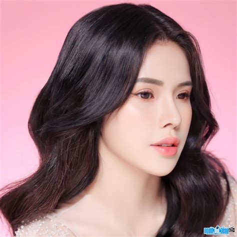 Hot girl Lê Tiểu Băng