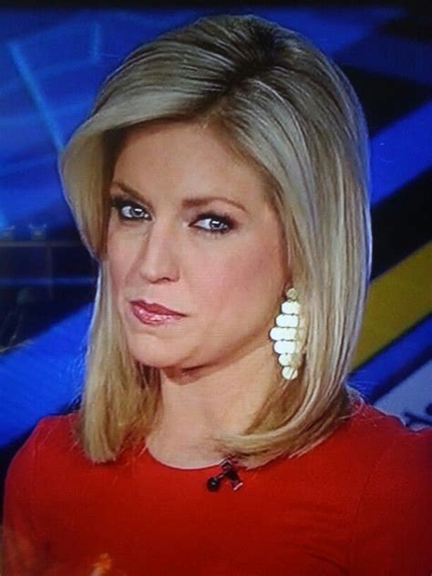 Ainslie Earhardt News Anchor Tv News Hot